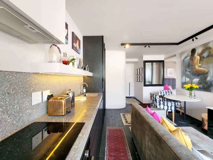 1 Bedroom Property for Sale in Fresnaye Western Cape